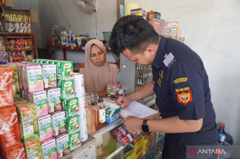 Pastikan Harga Jual Sesuai Ketentuan, Bea Cukai Jambi Gelar Operasi Harga Transaksi Pasar Rokok