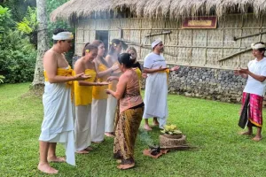 Kemenpar Dorong Wisatawan Tak Sekadar Jalan-Jalan, Cari Pengalaman Unik dari Kuliner hingga Bahari