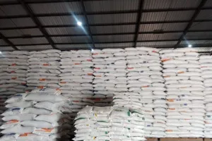 Perum Bulog Belitung Pastikan Stok Beras Aman Sampai Akhir 2026