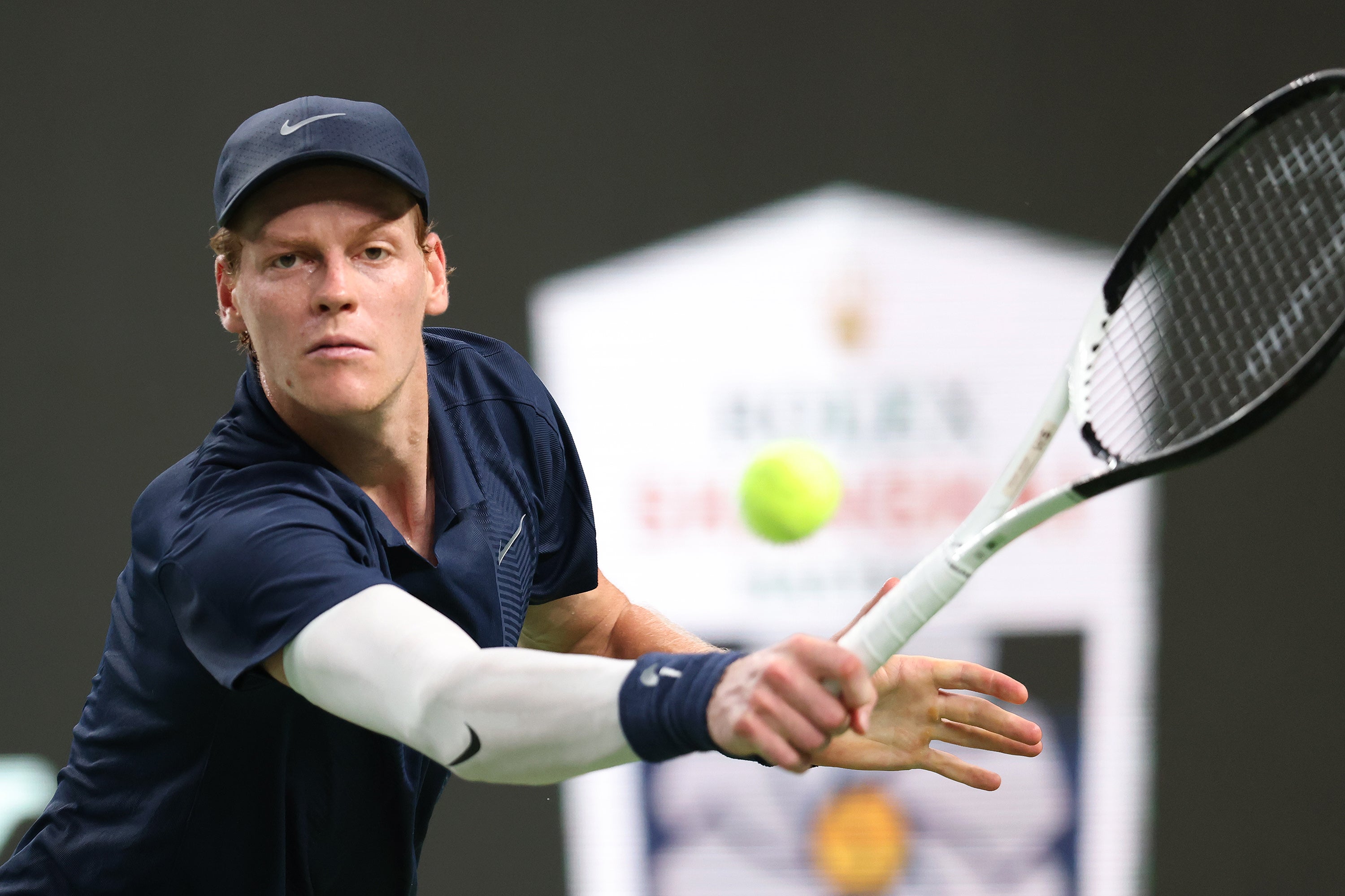 Sinner Mundur dari Shanghai Masters, Cedera Lutut Belum P...