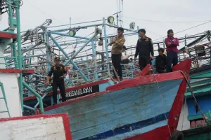 Viral Aniaya ABK, Menteri KKP Langsung Bekukan KM Maulana 23!