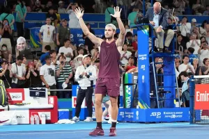 Alcaraz Melaju ke Semifinal Japan Open, Fils Tersingkir