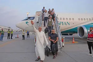 AS Kasih Longgar, Maskapai Iran Kini Resmi Boleh Mendarat Lagi di Irak