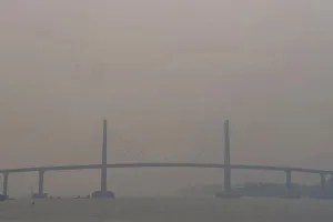 BMKG Deteksi 12 Titik Panas di Maluku, Potensi Asap Sedang 3 Hari ke Depan.