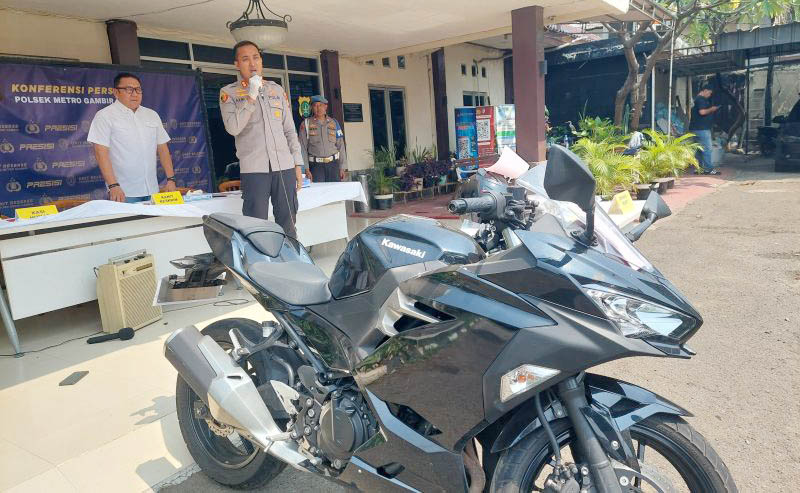 Jambret Elite Pakai Motor "Sport" Kawasaki Ninja, Polisi ...
