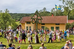 Midsummer, Festival Menyambut Malam Tanpa Gelap di Skandinavia