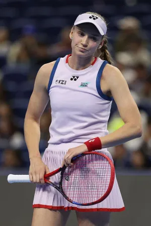 Rybakina Mundur dari Wuhan Open karena Cedera, Fokus Pulihkan Kondisi