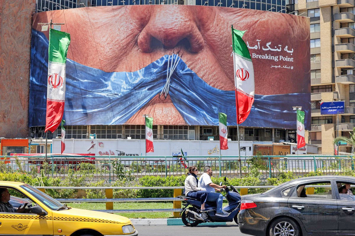 Teheran Tinjau Pandangan Washington, Sinyal Damai AS-Iran...