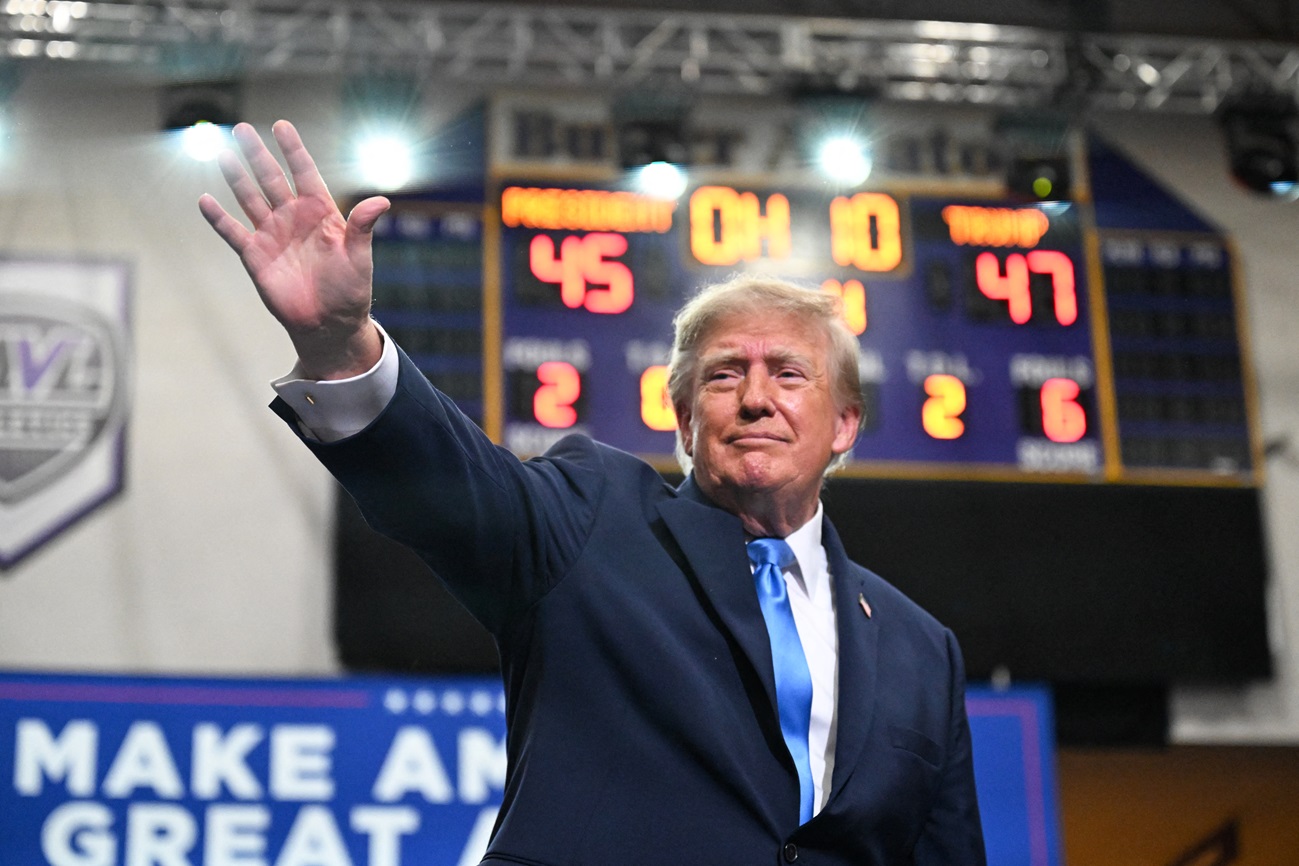 Trump Klaim Industri Otomotif AS Bangkit Pesat Setelah Penerapan Tarif Agresif
