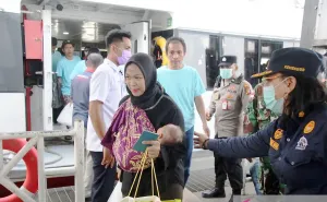 KJRI Johor Bahru Pulangkan 87 WNI dan Pekerja Migran ke Indonesia via Batam