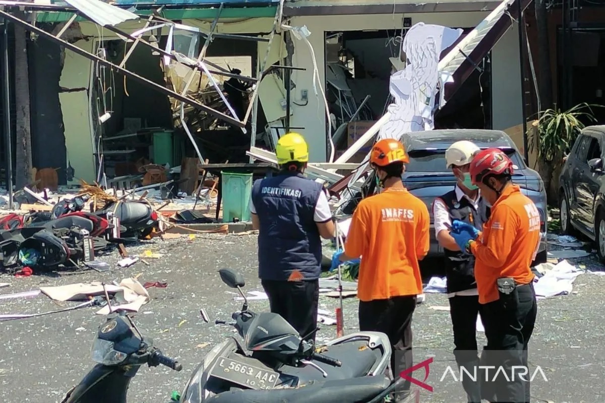 Ledakan Dahsyat di Pakuwon City Surabaya, Puluhan Ruko Ru...