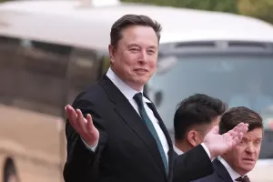 SpaceX Bangkit, Elon Musk Kembali Jadi Triliuner 