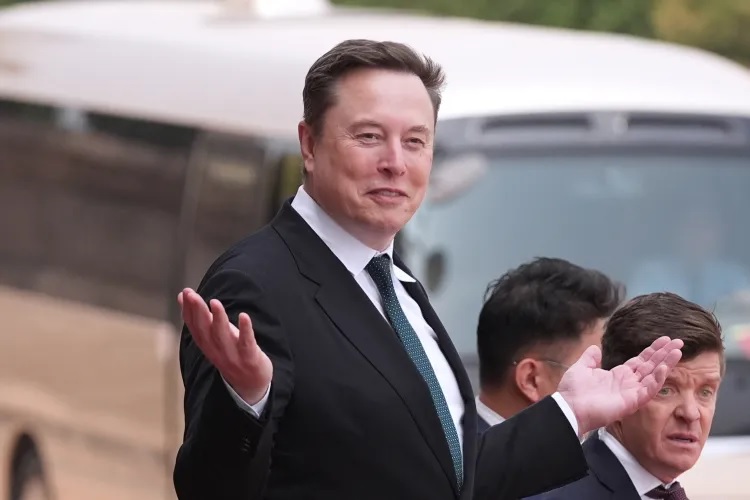 SpaceX Bangkit, Elon Musk Kembali Jadi Triliuner 