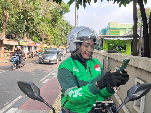  10 Tahun Susuri Jakarta, Bunda Reza Berjuang Besarkan Du...