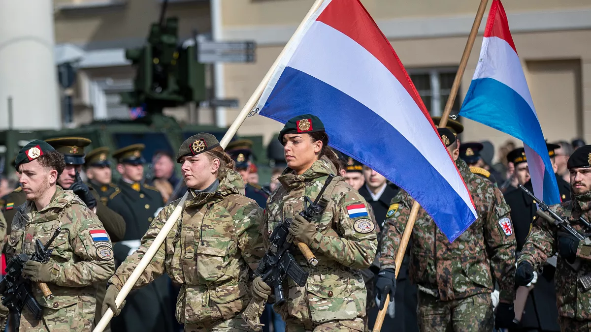 Belanda Bersiap Hadapi Krisis, Kerahkan 150.000 Warga Jad...