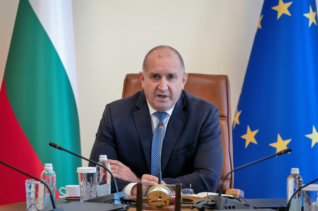 Bulgaria Tuntut Laut Hitam ...