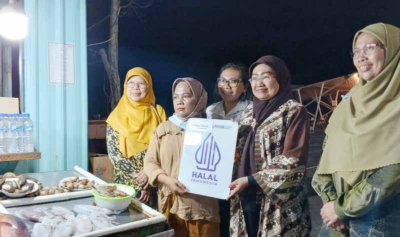 Kemenpar Akselerasi Sertifikasi Halal Produk UMKM di 1.50...