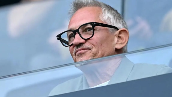 Lineker Minta Manchester City Terima Hukuman demi Kebaikan Sepak Bola