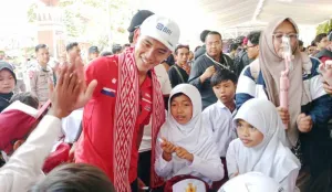 Pembalap Veda Ega dan Mario Aji Sapa Pelajar di Mandalika, Minta Dukungan dan Doa dari Warga Indonesia