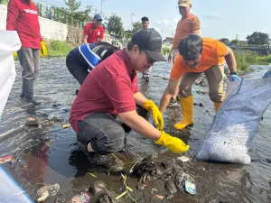 Kampus dan Pemerintah Bersinergi Menjaga Kebersihan Sungai Code