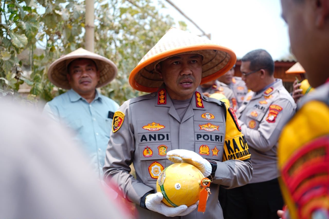 Keren! Polres Metro Bekasi Sulap Lahan Sempit Jadi Kebun ...