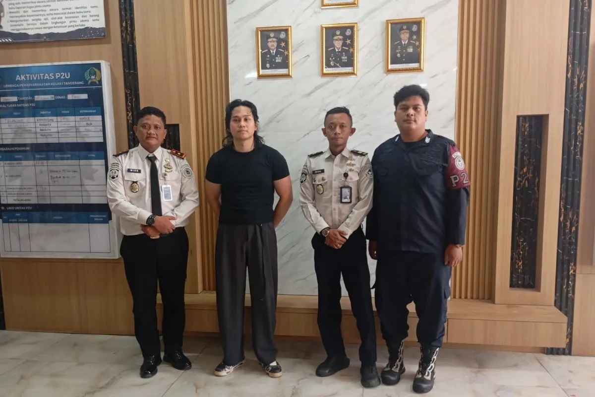 Pembebasan Bersyaratnya Dicabut, Indra Kenz Dijebloskan k...