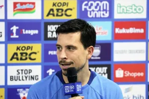 Gelandang Persib Thom Haye Pastikan Timnya Maksimal dalam Persiapan Hadapi Dewa United