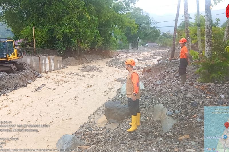 Hujan Deras di Agam, BPBD Pantau Kondisi Sungai Batang Ku...