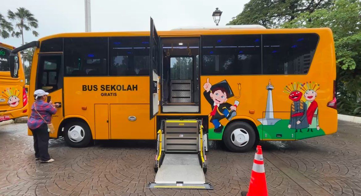 Jakarta Punya 37 Bus Sekolah Ramah Disabilitas, Siap Antar Jemput Anak-anak Berkebutuhan Khusus