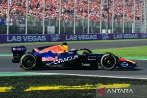 Max Verstappen Tak Terbendung! Sukses Amankan Kemenangan Sprint Race GP Singapura