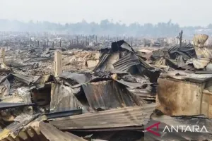 Gubernur Babel Utamakan Penanganan dan Keselamatan 2.400 Korban Kebakaran di Serdang