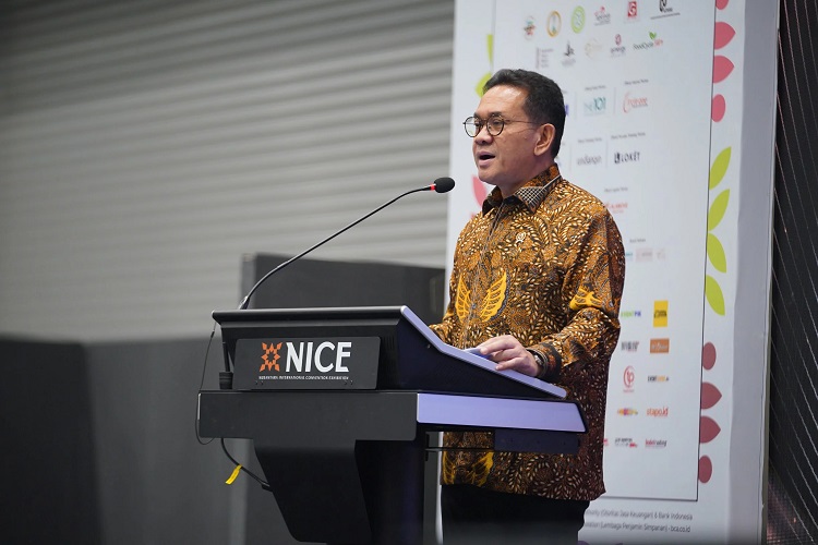 Mendag Ajak Anak Muda Berbisnis Waralaba 
