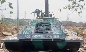 Tank Hantu Muncul di Kali Cilincing, Simbol Semangat dalam Menangani Persoalan Sampah