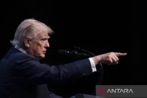 Trump Salahkan Presiden Ukraina soal Perang dengan Russia