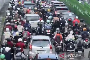 Urai Kepadatan Lalu Lintas pada Jam Sibuk Pagi, Dishub DKI Kerahkan 1.420 Personel 