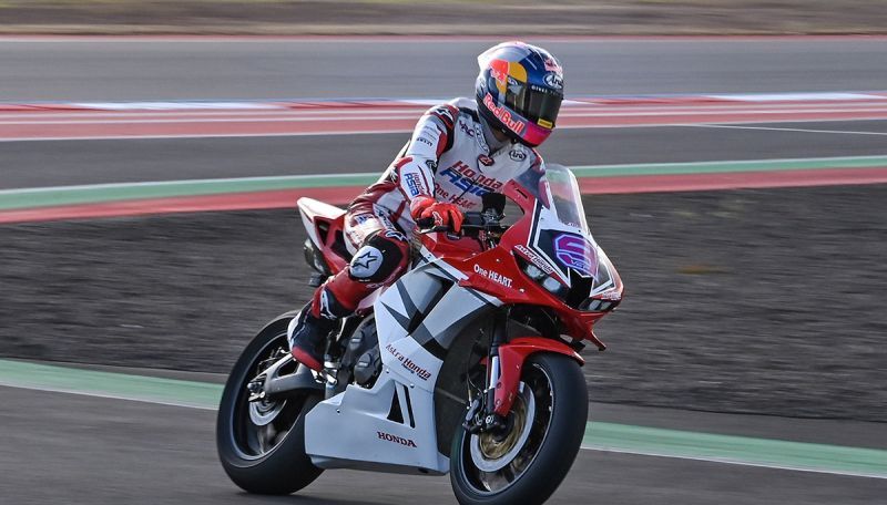Veda Ega Finis di Posisi Keenam, Maximo Quiles Juara Moto...