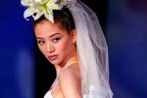 Abu Jenazah Penyanyi Hong Kong Anita Mui Hilang, Keluarga Janjikan Hadiah bagi Penemunya 