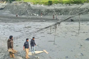 Duka di Himalaya, Nepal Pacu Pencarian Korban Banjir