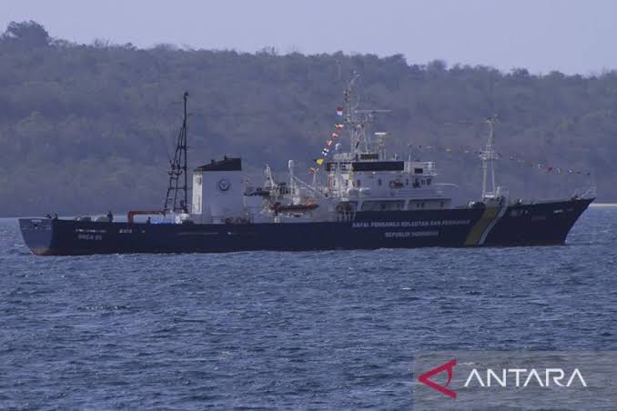 Kapal Besar Tak Berdokumen Bakal Ditenggelamkan? DPR Pastikan Orca 05 Sudah Siaga di Maluku