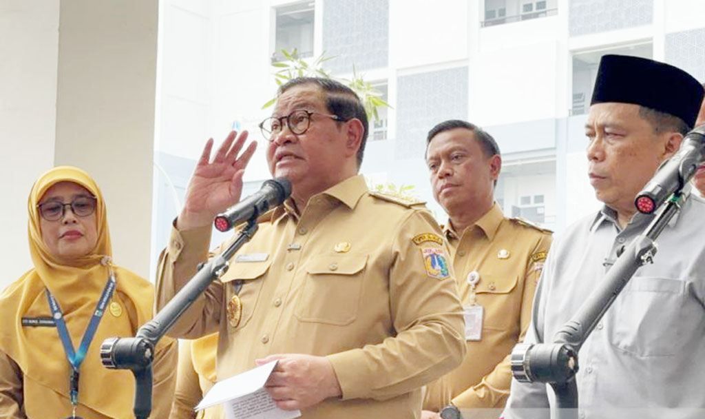 Pramono Tinjau SDN 05 dan SMPN 91 Pasar Rebo Usai Direnovasi