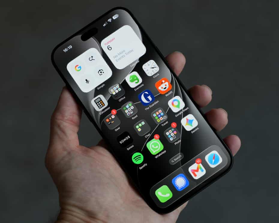 Review iPhone 18 Pro Max: Tahan Baterai Sampai 3 Hari, Ta...