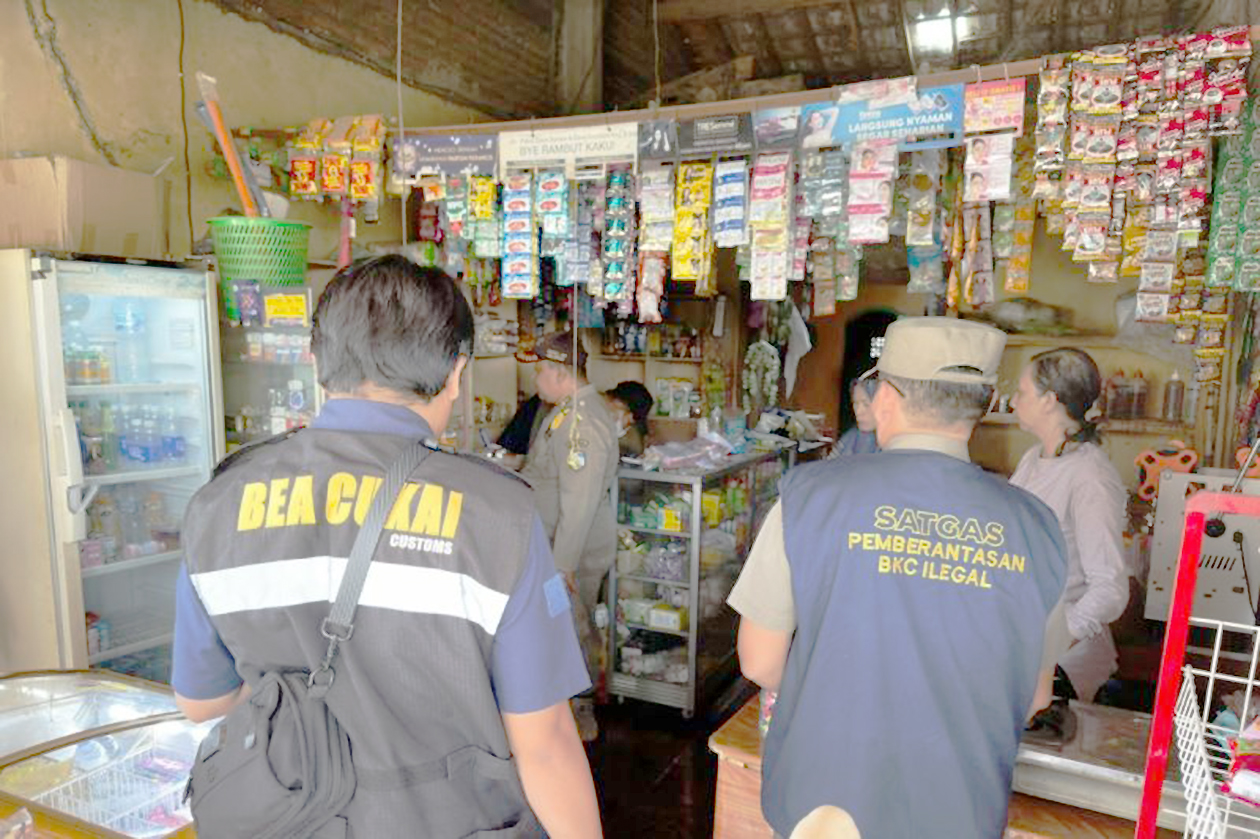 Ribuan Batang Rokok Polosan Disikat, Bea Cukai dan Satpol PP Jepara Bergerak