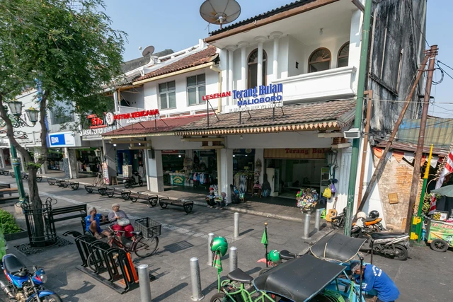 Fasad 23 Bangunan Malioboro Ditata, Karakter Asli Tetap D...