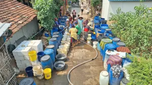 Kemarau Panjang, Dompet Dhuafa Jateng Salurkan 42.000 Liter Air Bersih untuk Warga Jepara dan Grobogan