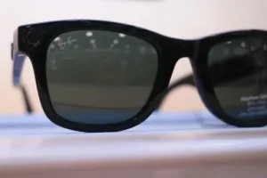 Kerap Pakai Klip Lagu Tanpa Izin, Ray-Ban Digugat Warner Music 64 Juta Dolar AS