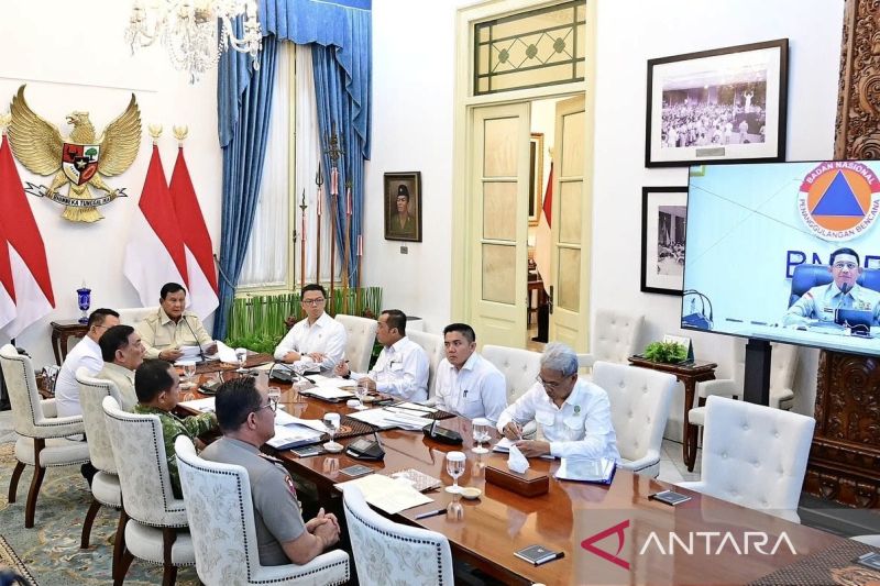 Pemerintah Kerahkan 60.000 Personel untuk Atasi Karhutla,...