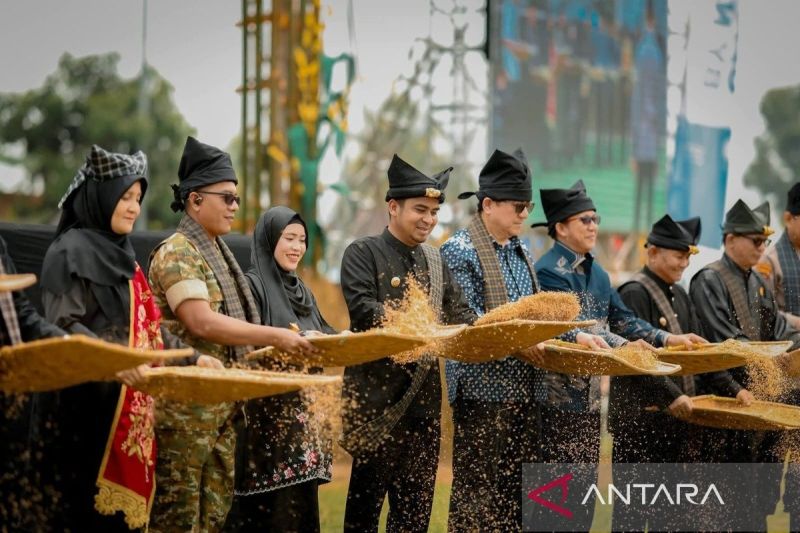 Rang Solok Baralek Gadang 2026 Kenalkan Warisan Budaya Mi...