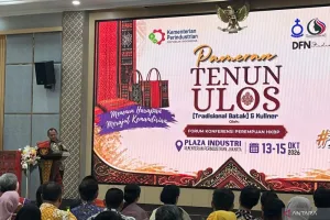 Ulos Tak Cukup Jadi Identitas Budaya, Industri Kreatif Harus Bidik Pasar Dunia