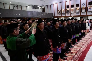 Gubernur Pramono Lantik 368 Pejabat Fungsional DKI, 282 di Antaranya Guru
