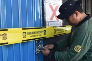 Lima Warkop di Surabaya Kena Segel, Diduga Jual Miras hingga Minuman Oplosan